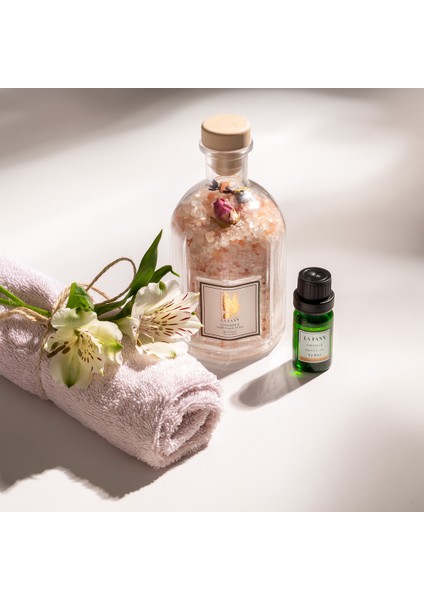 Lavender & Pink Himalayan Bath Salts 250G indirimleri