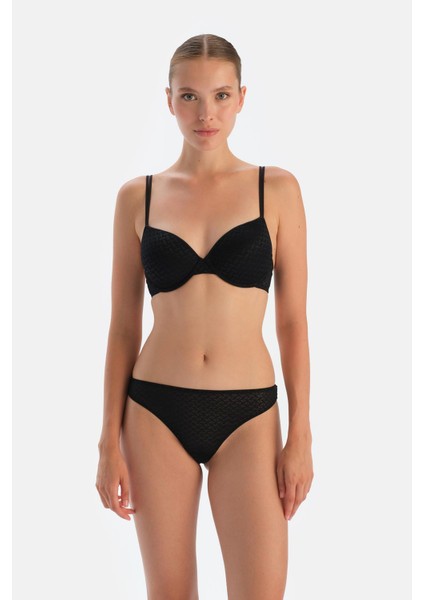 Siyah Premıum Dantelli ve Lastik Detaylı Thong Külot