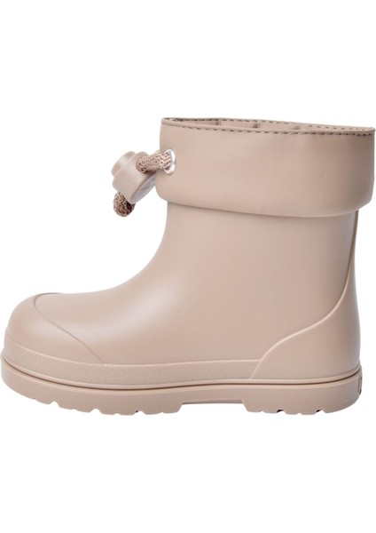 Su Geçirmez Çocuk Outdoor Bot – Dayanıklı Malzeme, Ayarlanabilir Bağcık ve Kaymaz Rahat Tabanlı modelleri