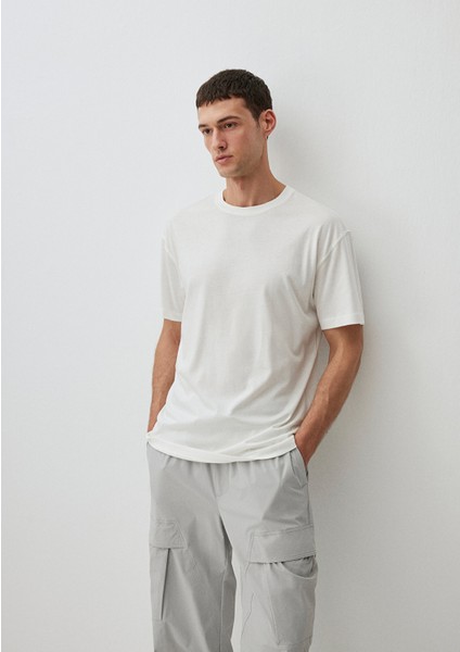 Beyaz Basic T-Shirt 0612266-70057 indirimleri