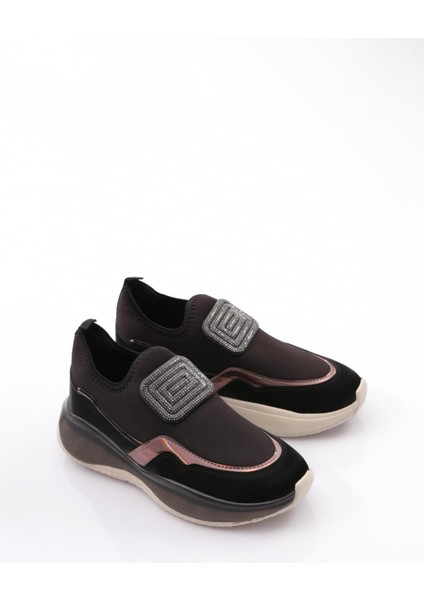 2067 Kadin Üstü Taş Süslemeli Spor Ayakkabi fiyatları