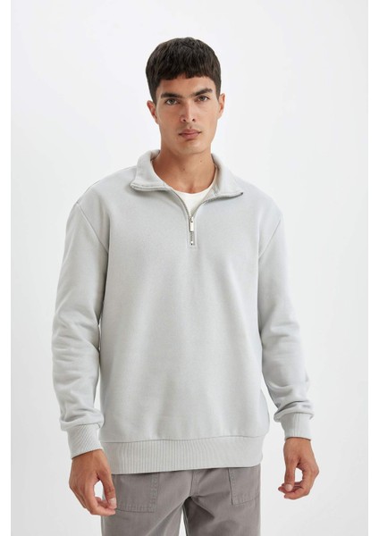 Comfort Regular Fit Rahat Kalıp Dik Yaka Fermuarlı Kalın Basic Düz Sweatshirt X7405AZ24AU