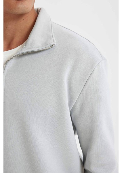 Comfort Regular Fit Rahat Kalıp Dik Yaka Fermuarlı Kalın Basic Düz Sweatshirt X7405AZ24AU