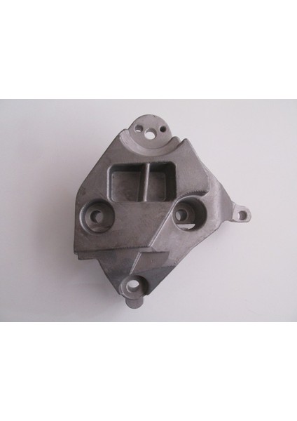 Renault Clio 2 Hb 98/01 Motor Üst Bağlantı Kulağı (Takoz) (Alümi̇nyum) fiyatları