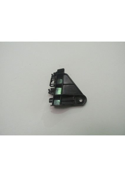 Toyota Corolla NDE180 13/18 Arka Tampon Bağlantı Braketi̇ Sağ Plasti̇k (Tw)