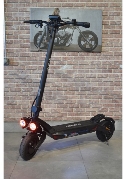 Mx-T10 1600W Çift Motor Katlanabilir Elektrikli Scooter Siyah