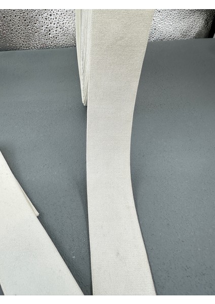 3.5 cm Parlak Naylon Muss Lastik-5 Metre-Ekru