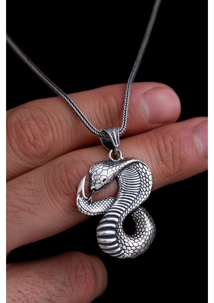 Erkek Gümüş Kolye - Kobra Yılanı Figürlü Gümüş Model 2 Erkek Kolye