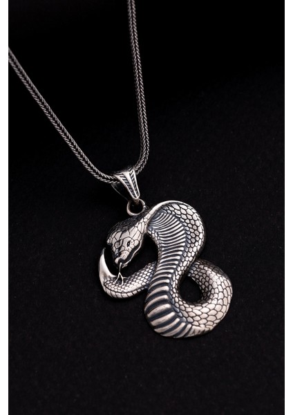 Erkek Gümüş Kolye - Kobra Yılanı Figürlü Gümüş Model 2 Erkek Kolye modelleri