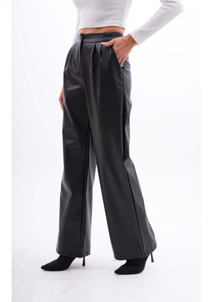Kadın Pileli Bol Paça Deri Pantolon fırsatları