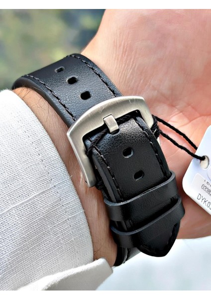 Siyah Renk Deri Kordon Erkek Kol Saati 03382 fırsatları