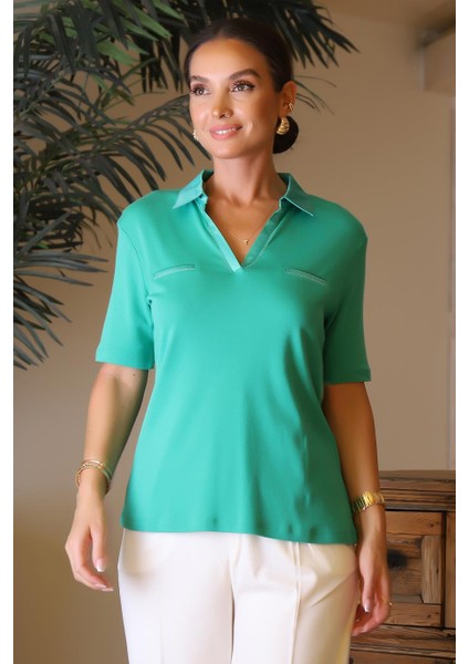 Yakası Taşlı Kısa Kollu Yeşil Kadın Bluz 001-2Y4