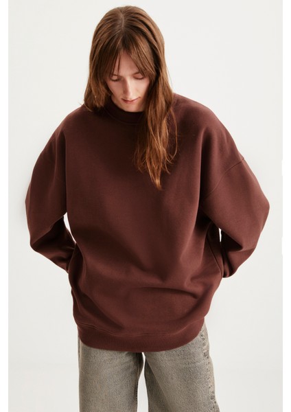 Allys Kadın Bisiklet Yaka Oversize Basic Kahverengi Sweatshirt modelleri