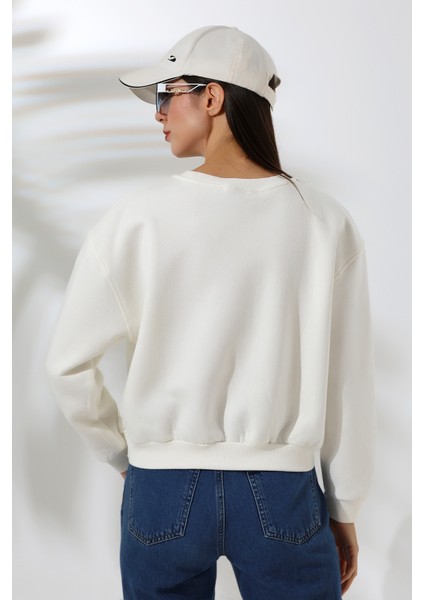 Şardonlu Oversize Bisiklet Yaka Geniş Kalıp Sweatshirt 21614 Ekru fırsatları