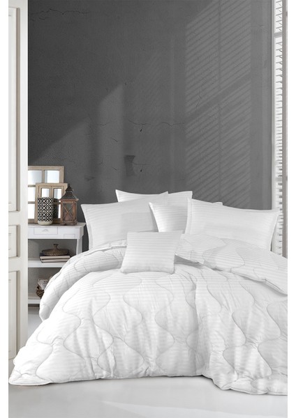 Beyaz Çizgili Tek Kişilik Polysaten Özel Dolgulu Yorgan 155*215 cm