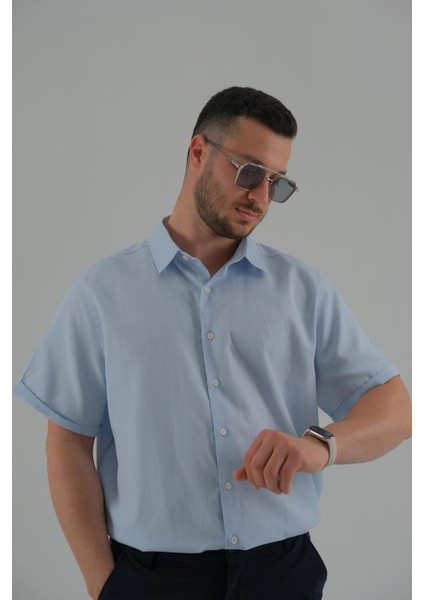 Açık Mavi Renk Kısa Kollu Erkek Gömlek