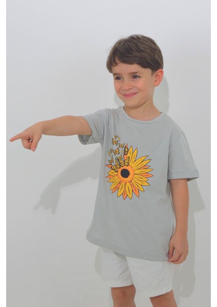 Gri Renk Papatya Desenli Kısa Kol Çocuk T-Shirt