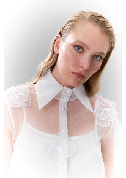Çiçek Detaylı Organze Gömlek Beyaz K2513504_002 fırsatları