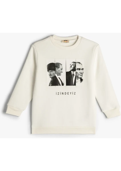 Atatürk Baskılı Sweatshirt Şardonlu Bisiklet Yaka