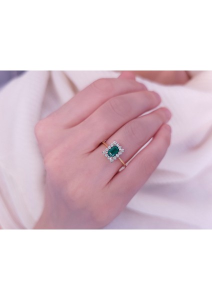 ve Oktagon Kesim Zümrüt Taşlı Anturaj Yüzük 0401R0080 fırsatları