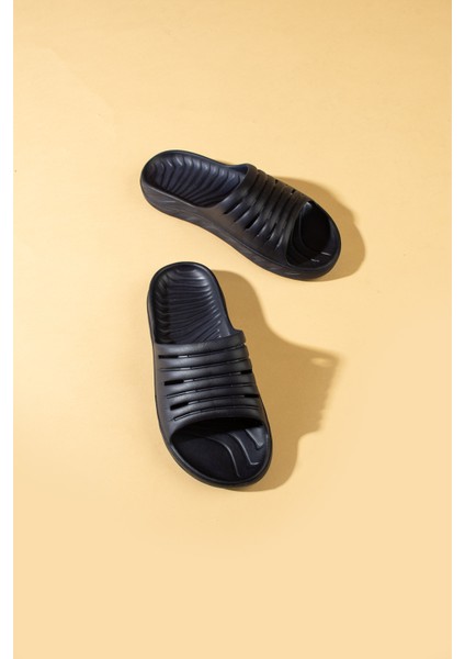 Kalın Bant Eva Hafif Rahat ve Esnek Plaj & Günlük Erkek Terlik EY24-110 modelleri