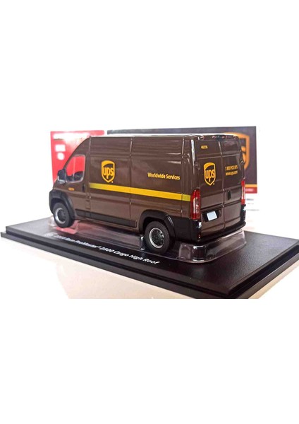 1:43 2018 Ram Promaster 2500 Cargo Minibüs