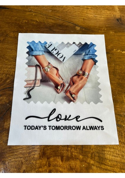 Zirkon Taşlı Ayakkabılı Kız Arma Dikiş Aplike 23X19 cm