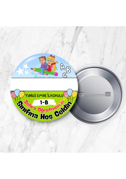 Isim Alanı Boş Şubeye ve Öğretmene Özel Sınıfına Hoş Geldin Iğneli 58 mm Metal Yaka Rozeti