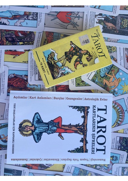 Açıklamalı Rider Waite Tarot Destesi ve Tarot Katlarının Şifreleri Yeni Başlayanlar Kapsamlı Kitap