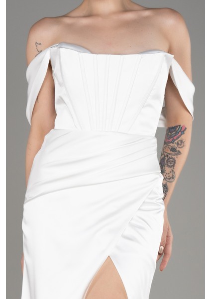 Bacak Dekolteli Kayık Yaka Uzun Saten Abiye ABU3964 modelleri