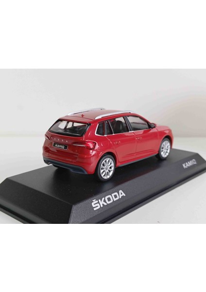 1:43 Skoda Kamiq Kırmızı Metal Model fiyatları