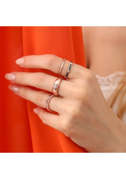 14 Ayar Altın Yarımtur Taşlı Zarif Yüzük KRS156-14GR fiyatları