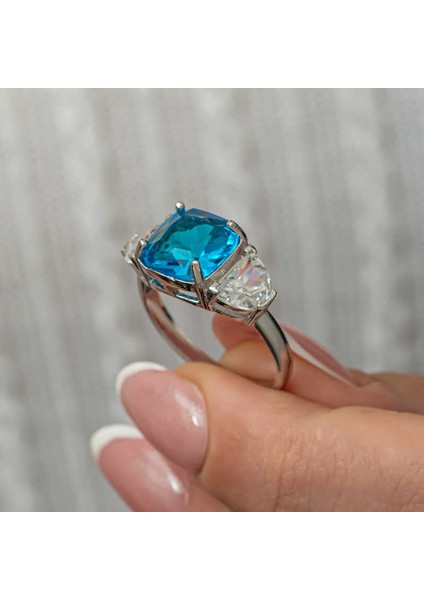 Gümüş Mavi Zirkon Taşlı Kadın Yüzük fiyatları