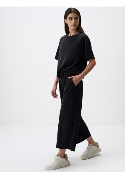 Siyah Bol Paça Rahat Jogger Pantolon