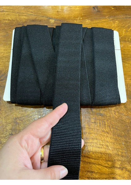En 4 cm Siyah Kalın Lastikli Şerit Arma Dikiş Aplike 1 Metre modelleri