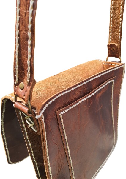 Artemis Model Hakiki Deri El Yapımı Unisex Efektli Kahve Tek Körüklü Küçük Postacı Çantası Vintage Model