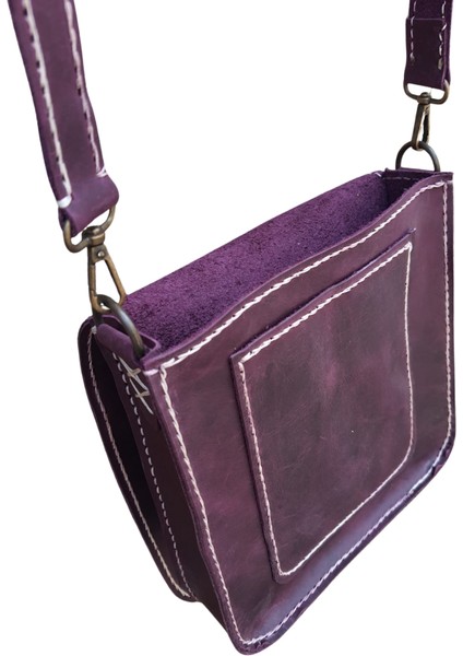 Artemis Model Hakiki Deri El Yapımı Mor Unisex Tek Körüklü Küçük Postacı Çantası Vintage Model