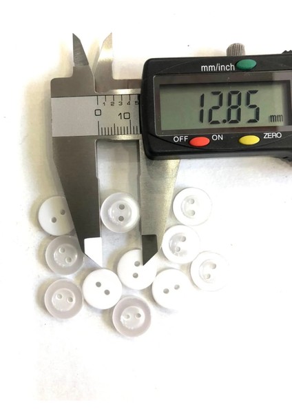 13 mm Beyaz Polyester Gömlek Düğmesi(20 Adet) modelleri