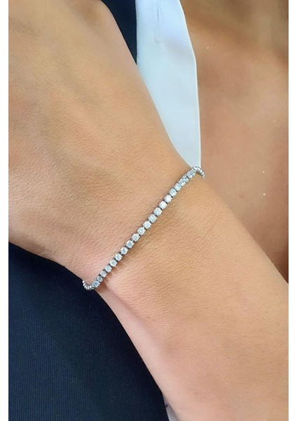 Italyan 925AYAR Gümüş Zirkon Taş Detaylı Zarif Şık Bileklik