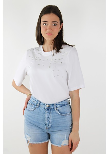 Kadın Onljulıa Bisiklet Yaka Taş Detaylı %100 Pamuk T-Shirt 15324847 Beyaz