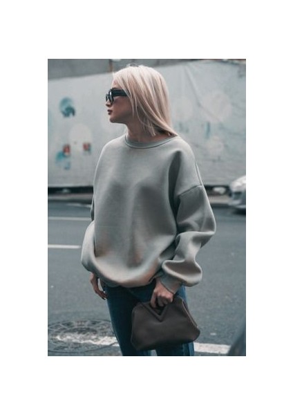 Ob Kadın Gri Uzun Kollu Sweatshirt Bisiklet Yaka Oversize Basic