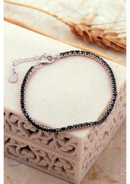 Su Yolu 2 mm Baget Oniks Taşlı Rodyumlu Gümüş Bileklik 4644 fiyatları