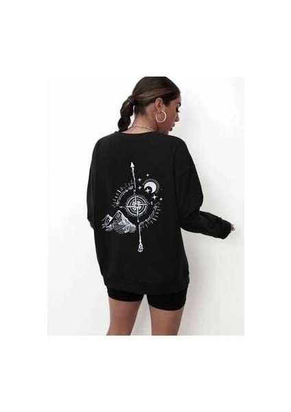Kadın Siyah Sırt Pusula Baskılı Oversize Sweatshırt