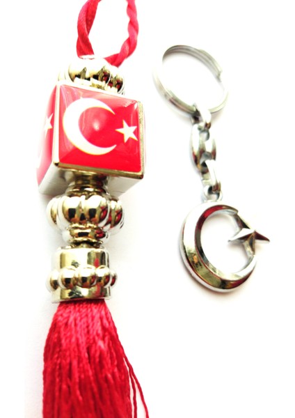 Türk Bayrağı Kırmızı Püsküllü Araba Dikiz Ayna Süsü+ Ay Yıldız Metal Anahtarlık Hediyelik Ikili Set
