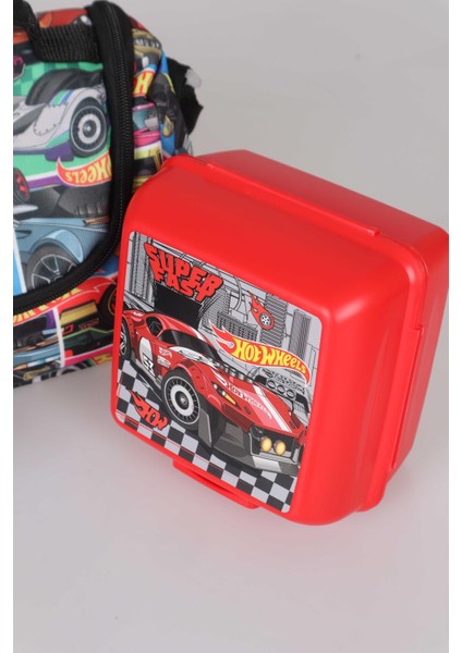 Yeni Sezon Lisanslı Hot Wheels Beslenme Çantası, 2 Katlı Beslenme Kabı ve 500 ml Matara Seti fırsatları