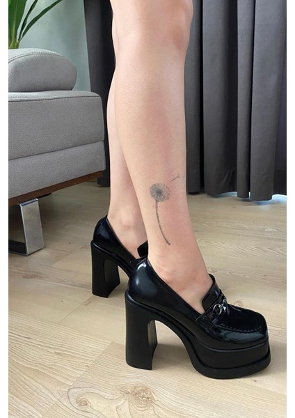 Preshley Kadın Clara Sihay Rugan Ince Tokalı Lofer Model 12 Cm Platform Topuklu Ayakkabı modelleri