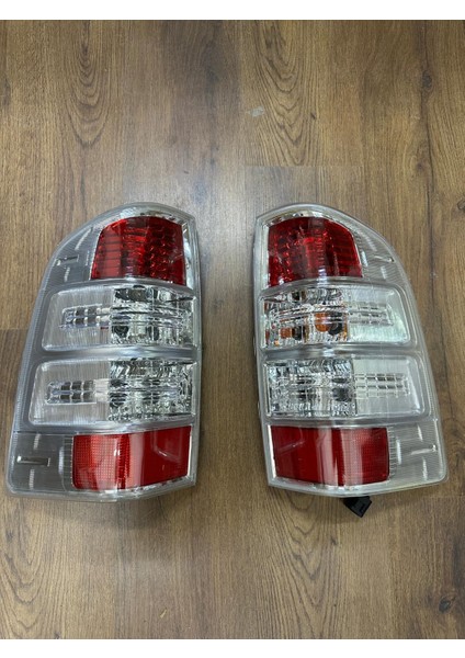 Ford Ranger 2010-2012 Far-Stop Aydınlatma Seti Takım