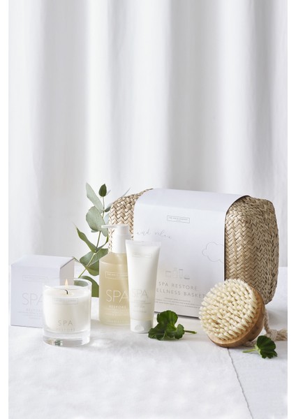 The White Company Spa Restore Wellness Sepeti, Evde Spa Deneyimi, Hediye ve Saklama Sepeti Dahil