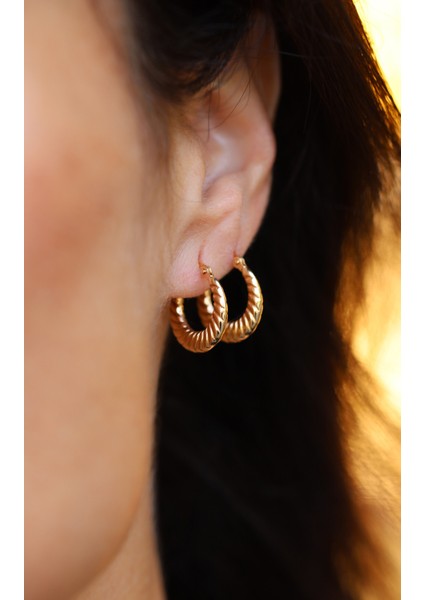 14 Ayar Altın Sarmal 1.5 cm Çaplı Halka Küpe fiyatları