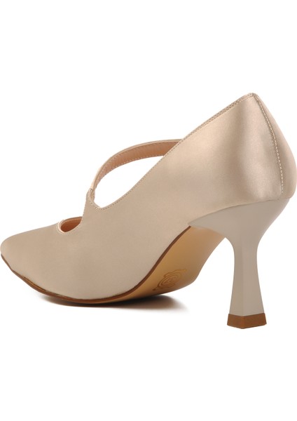 357094 Bej Saten Kadın Topuklu Ayakkabı fırsatları